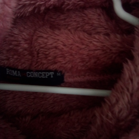 Roma Concept by Rose sz M soft pullover - Picture 2 of 4